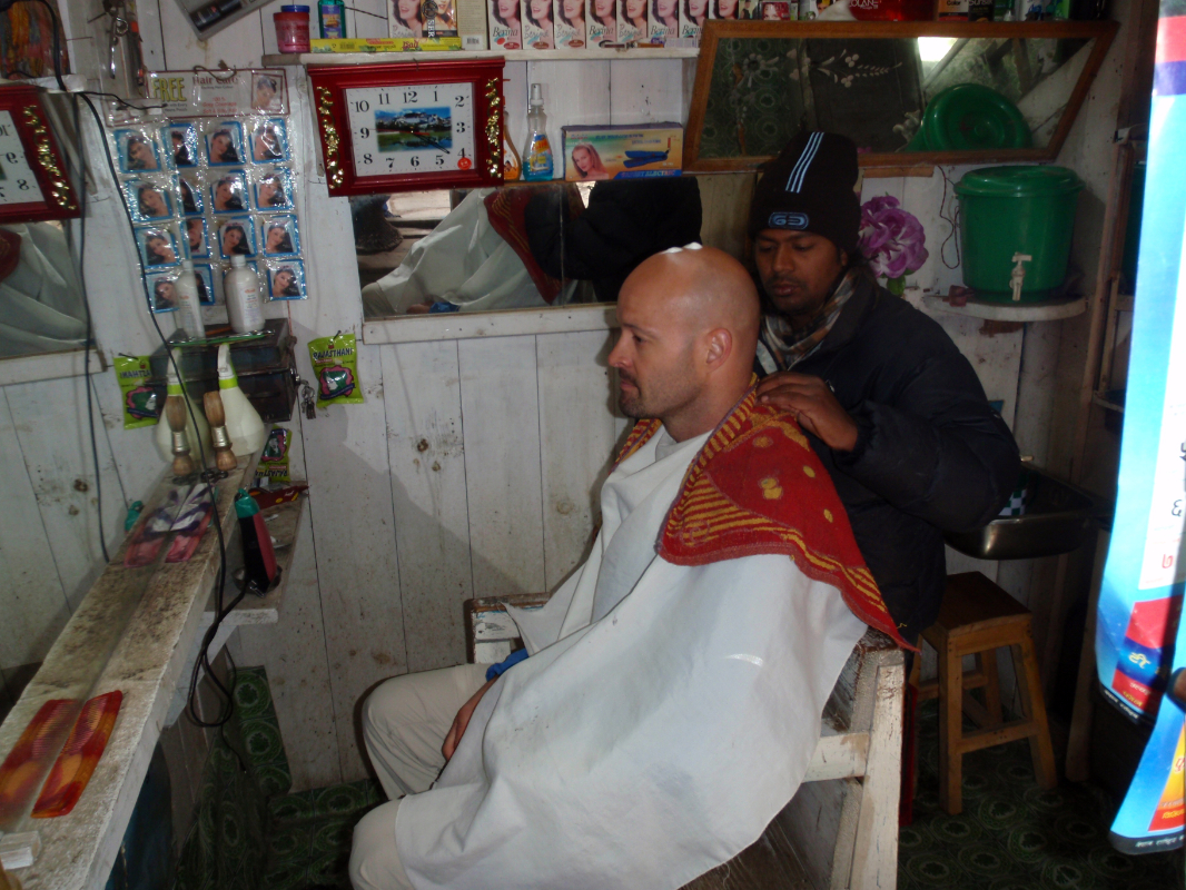 Barber visit in Namche